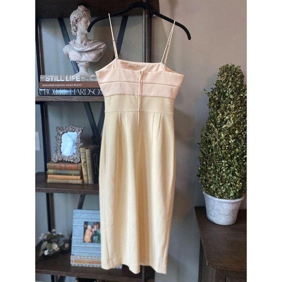 Finders Keepers Lupita Dress Pearl NWOT Small / 4 - Picture 9 of 10